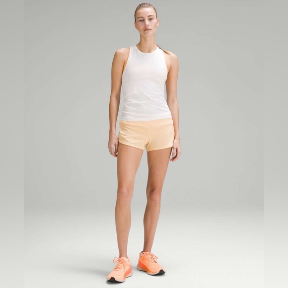 A Lululemon 🍋 Speed Up Low-Rise Lined Short 2.5" - Picture 1 of 5
